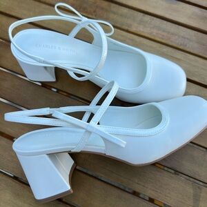 Chunky Work Pumps 💓